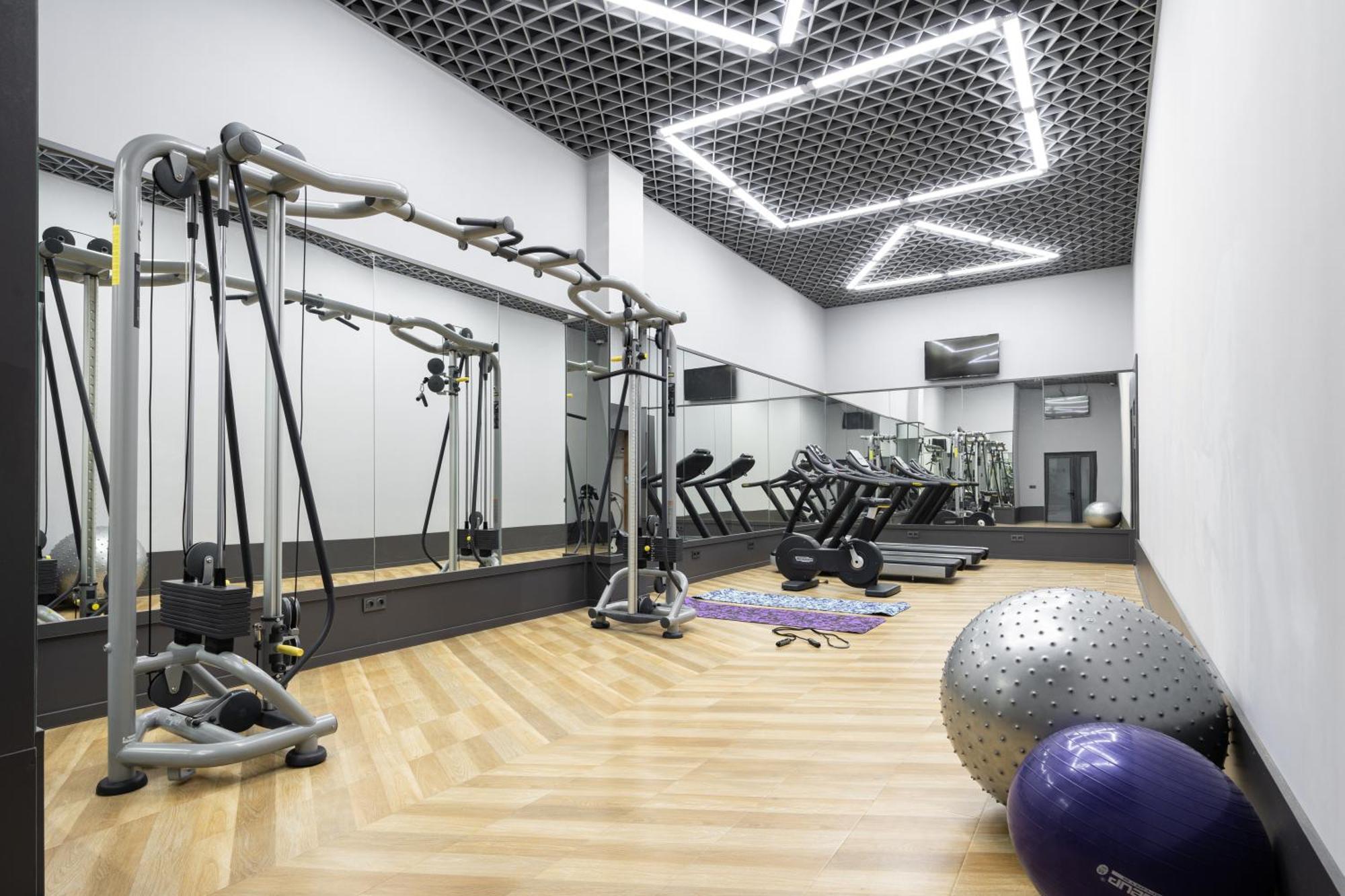 Shamsan Airport Hotel Ташкент Екстериор снимка